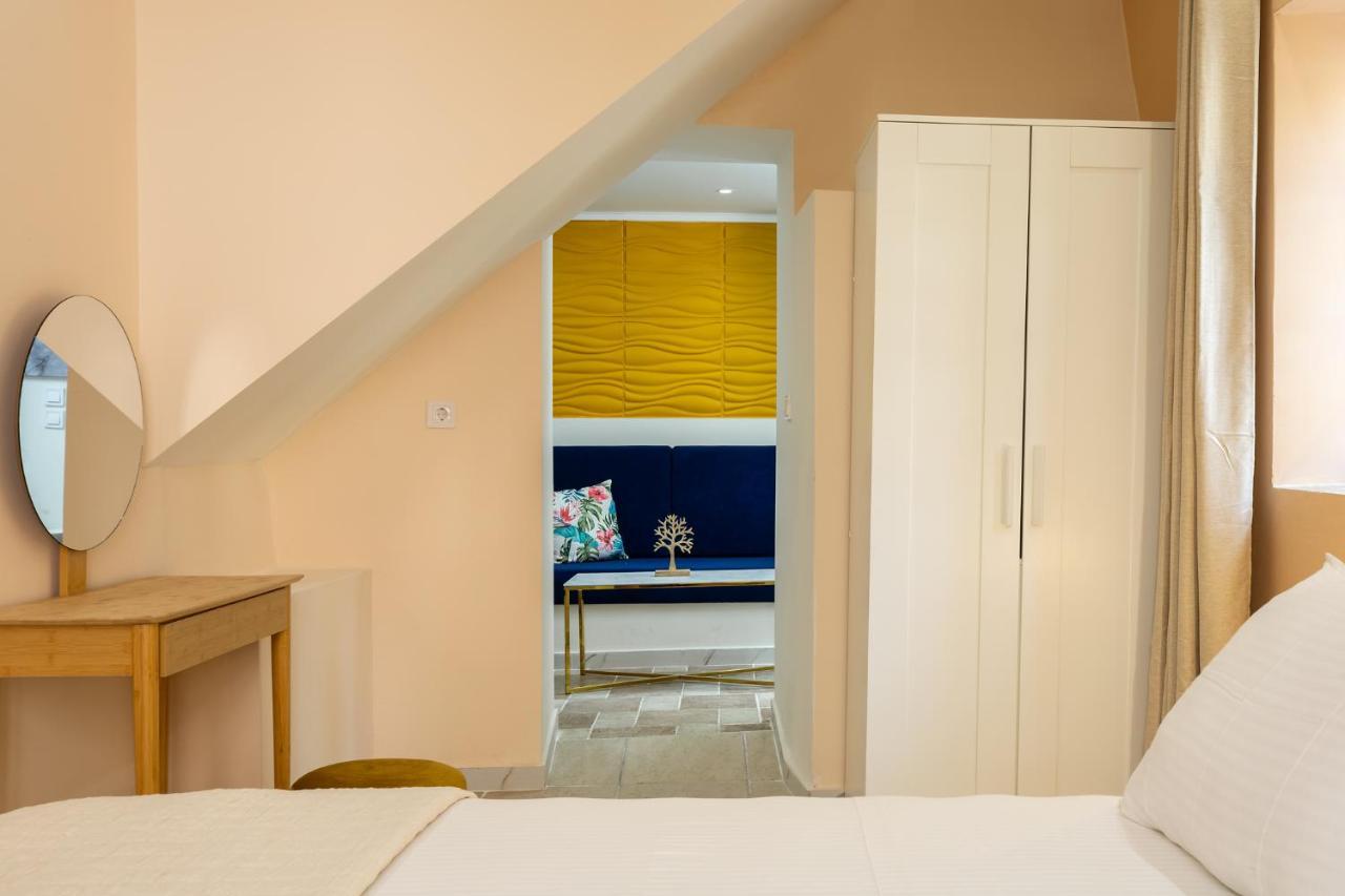 Ydragogeio Rooms Old Town Chania  Bagian luar foto