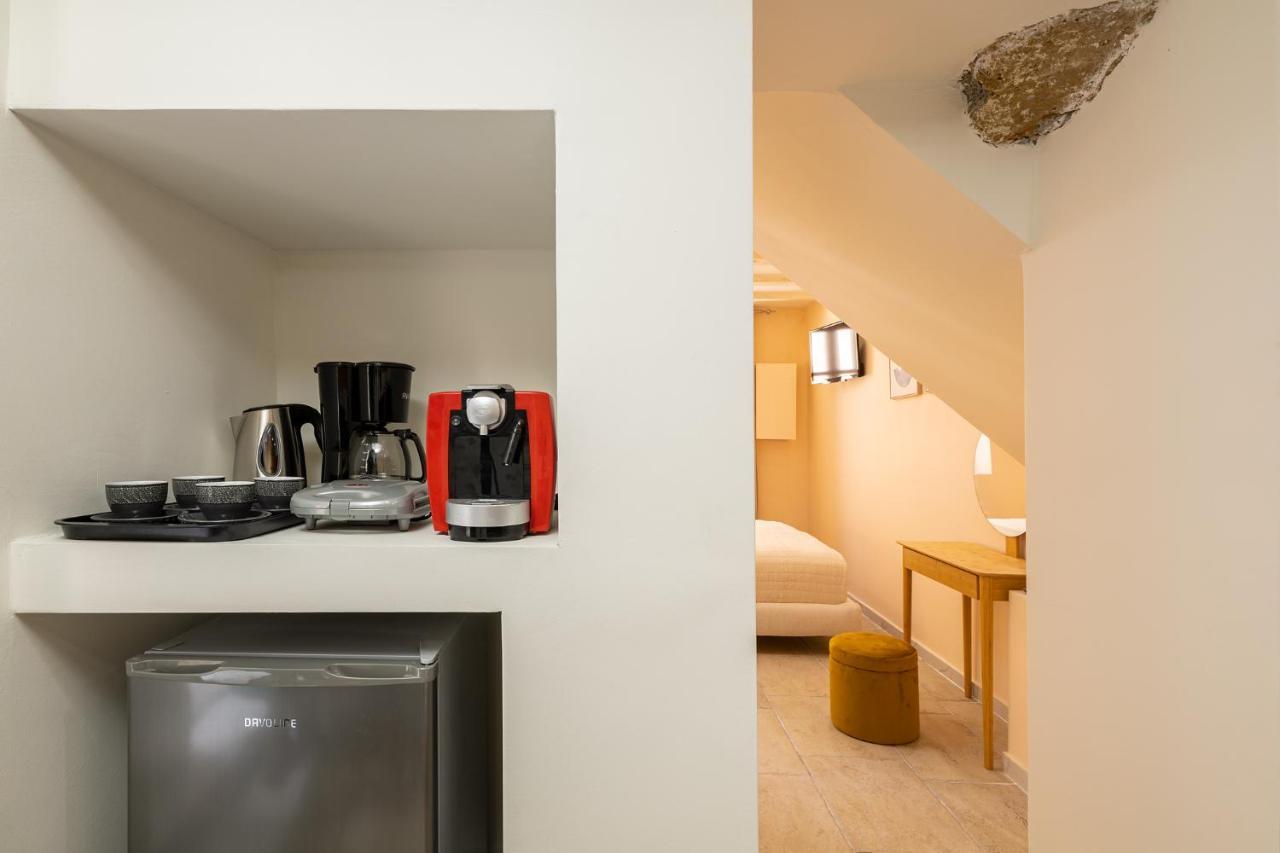 Ydragogeio Rooms Old Town Chania  Bagian luar foto