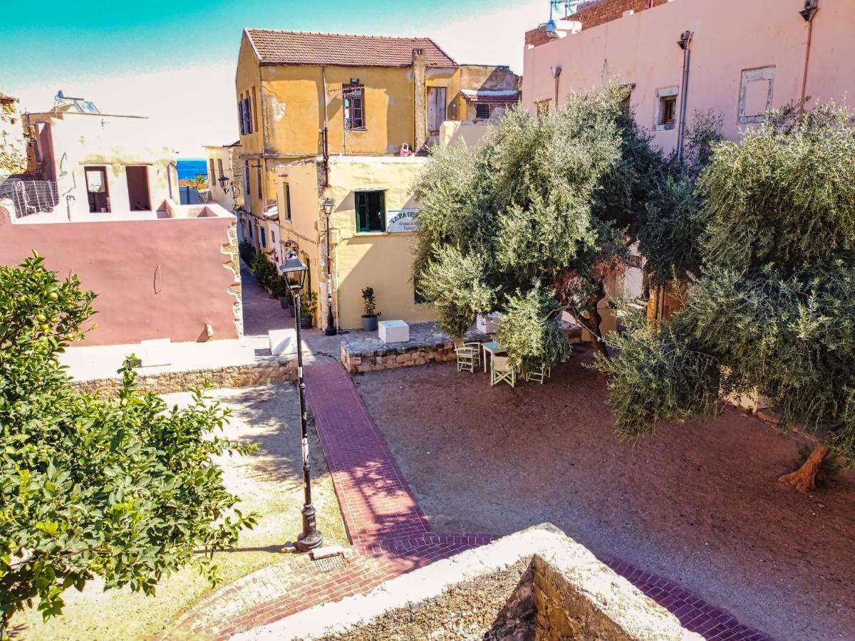 Ydragogeio Rooms Old Town Chania  Bagian luar foto